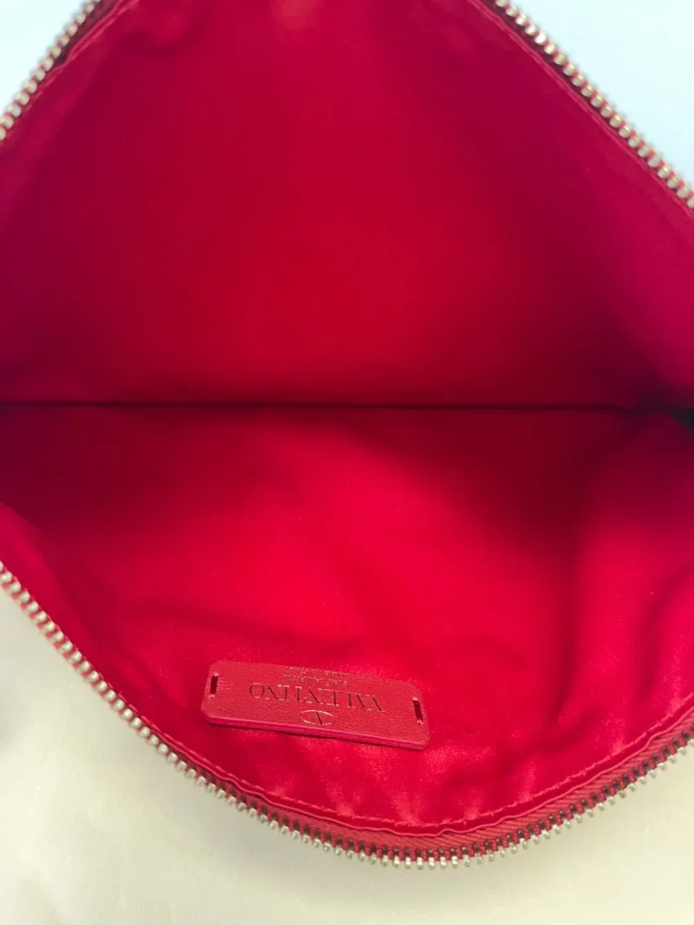 Valentino Garavani White & Red Lipstick Print Leather Large Pouch - Preowned